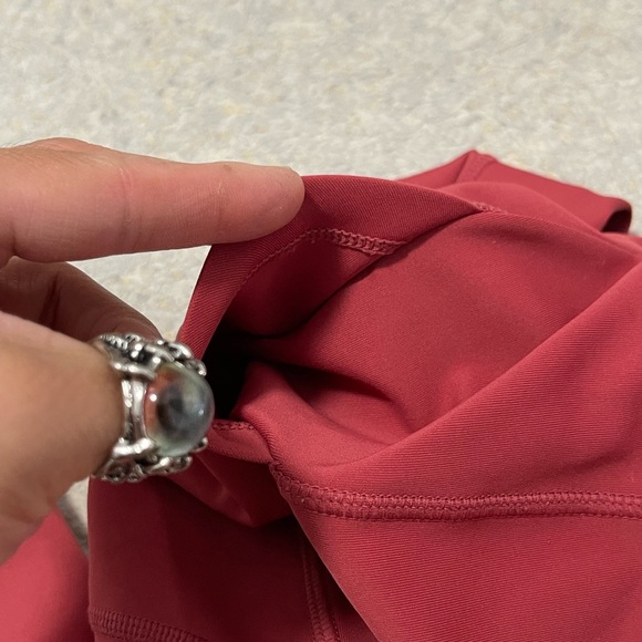 EUC Women’s Size Medium New Balance Logo Print Leggings/Tights With Side Pockets - Picture 10 of 12